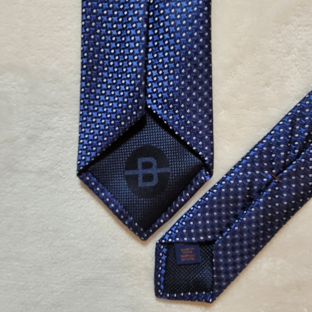 Broletto Necktie Mens OS Blue Geometric Micro Pattern 100% Silk Classic Tie - Picture 4 of 8